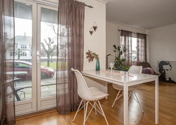 Supersentral 3-roms Med Parkering I Garasje Haugesund